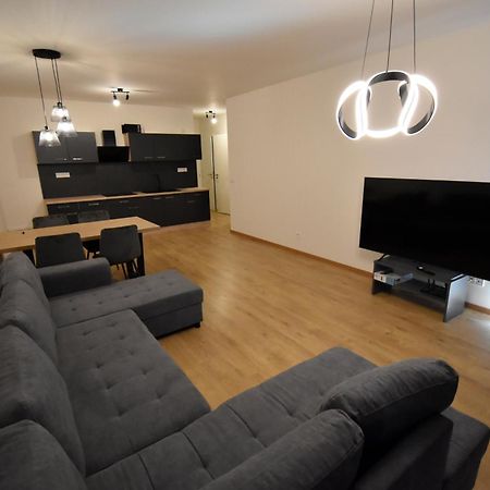 Imperial Apartment Albelli N,2 In Centre-Old Town - Private Garage Parking Košice Εξωτερικό φωτογραφία